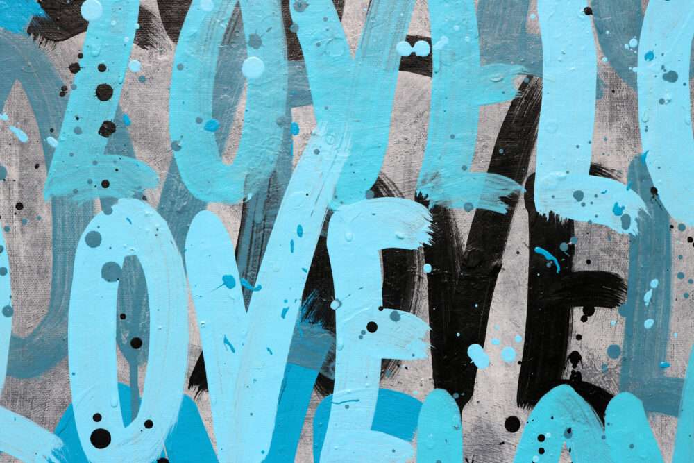 Love 10 – Image 3